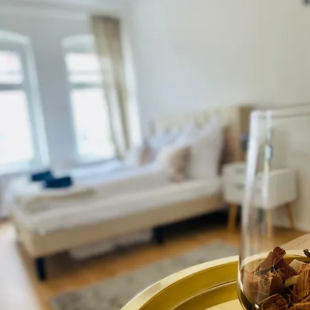 Διαμέρισμα Stilvolles In Zentraler Lage - Smart-tv, Queensize-bett, Altbaustil, Kueche In City-naehe Ερφούρτη